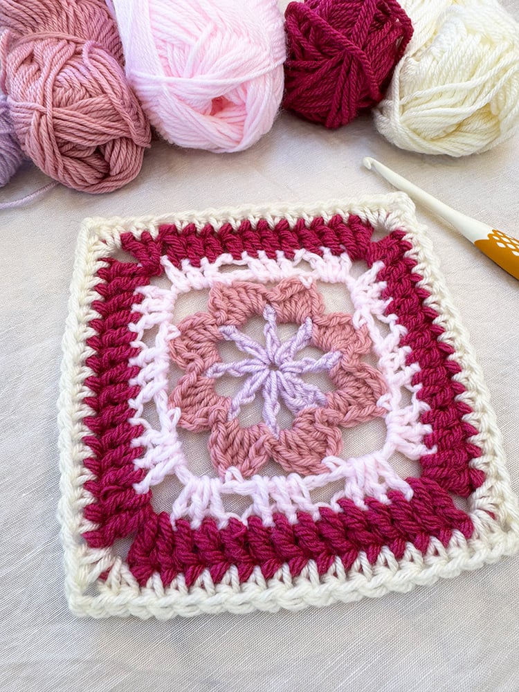 stashbusting floral granny square