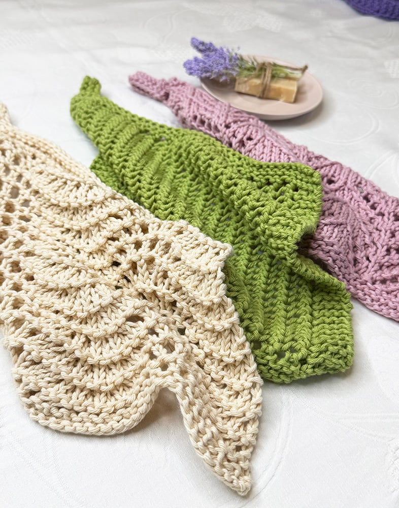 three dishcloths with lace knitting
